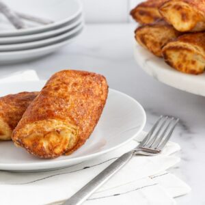 CHEESE ROLL